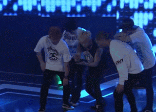 performances GIF