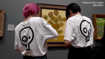 Activists Throw Soup Over Van Gogh's Sunflowers 
