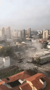 Restaurant Explosion Damages Numerous Buildings in Northeast Brazil