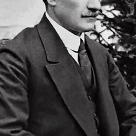 Mustafa Kemal Man GIF by TRT