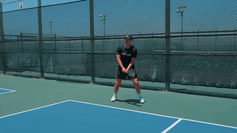 Cú trả giao bóng Backhand hai tay