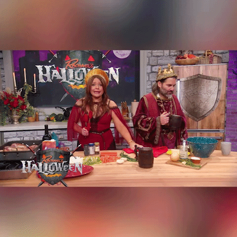 spider scare GIF by Rachael Ray Show