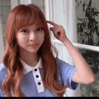 Loona Vivi GIF