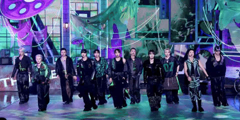 Lee Chan Performance GIF