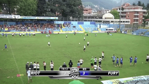 flikulti ultimate frisbee flik GIF