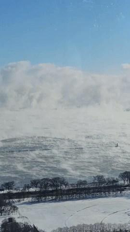Deep Freeze in Chicago Creates 'Smoke' on Lake Michigan