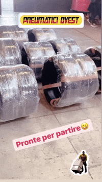 Party Love GIF by Pneumatici Ovest