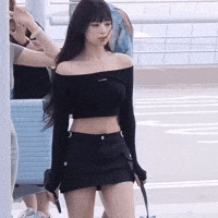 ahyeoncore kpop yg asa babymonster GIF