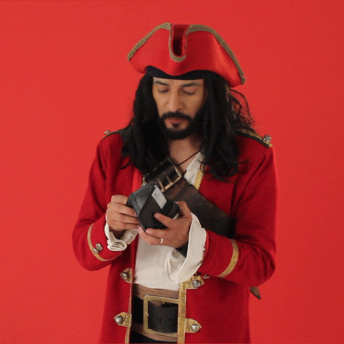 mar long hair GIF by Pico ADW