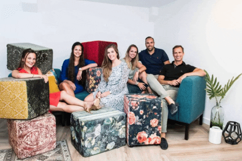 Deltamakelaars giphygifmaker fun friends team GIF
