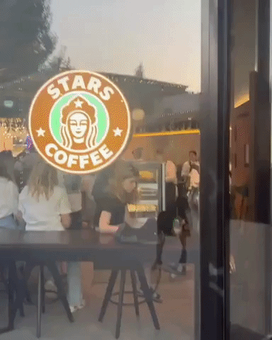 Starbucks Successor Opens in Russia Rebranded as 'Stars Coffee'