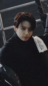 Mhoyjk GIF