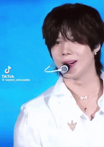 Нос Тэмина из SHINee стал горячей темой — фанаты подозревают пластическую операцию