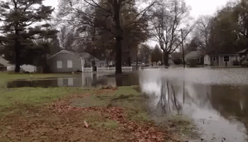 Lingering Rain Brings Flooding in Mississippi