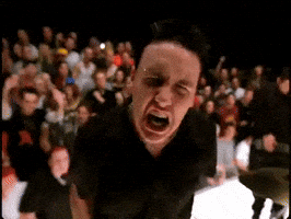 last resort crying GIF by Papa Roach




inFlux English School: 10 erros muito comuns que você pode cometer falando inglês em uma viagem