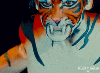 happy efecto pasillo GIF