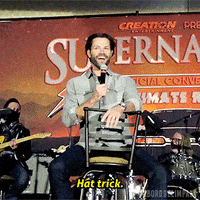 aborddelimpala jared padalecki hat trick aborddelimpala GIF