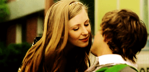 holly j sinclair degrassi GIF