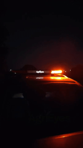 AgriEyes W49 wireless strobe light bar