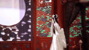 san sheng san shi shi li tao hua what GIF