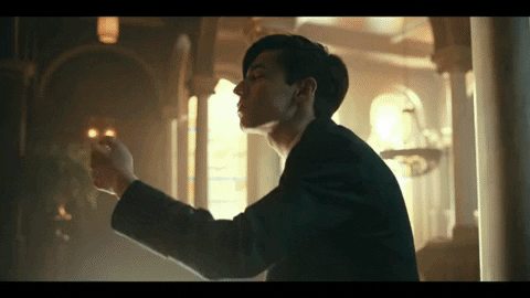 MCMinnow giphyupload umbrella academy s3e1 number five GIF
