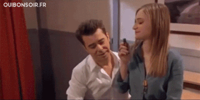 la belle GIF