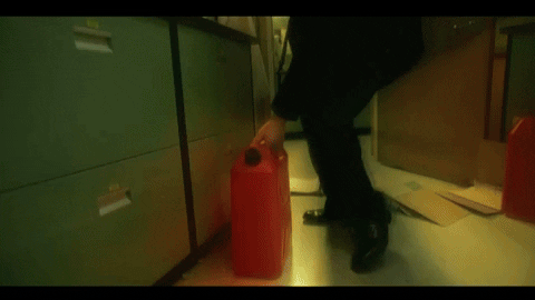 MCMinnow giphyupload hazel s1e4 umbrellaacademy GIF