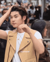 Teetee Wanpichit GIF