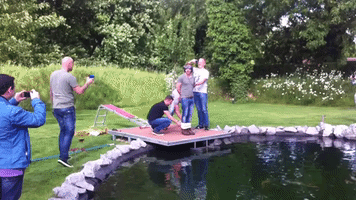 Dutch Stag Party in Hilarious Fake Bungee Prank