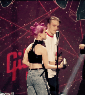 hayley williams GIF