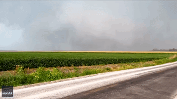 Footage Shows Tornado-Warned Storm Developing in Central Illinois