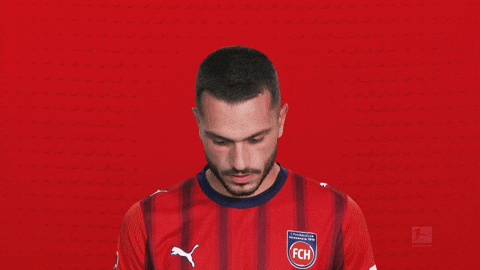 Look Up Fc Heidenheim GIF by Bundesliga