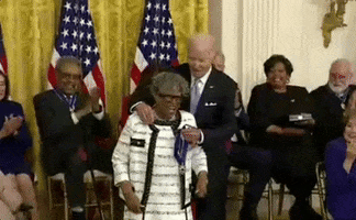 Presidential Medal Of Freedom Award GIF by GIPHY News