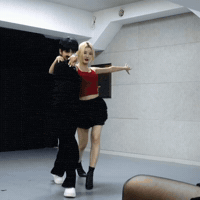 Aria Xin GIF