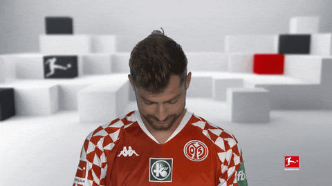 Line Up Smile GIF by Bundesliga