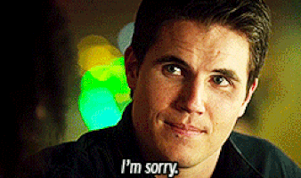 robbie amell GIF