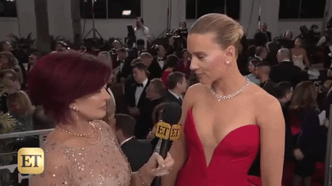 fernandosalgado giphygifmaker scarlett johansson scarlett johansson golden globes scarlett johansson wink GIF