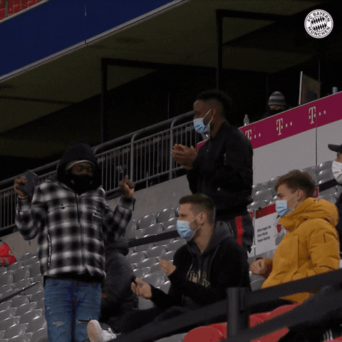Champions League Reaction GIF by FC Bayern Munich