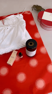 Kate Mum GIF by Kinga Csilla