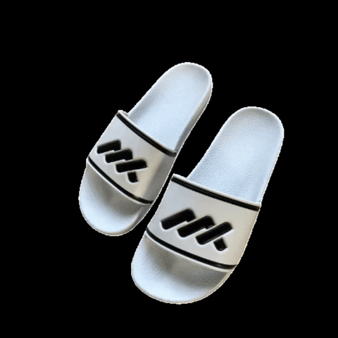 muskl_fit giphygifmaker slippers adiletten badelatschen GIF
