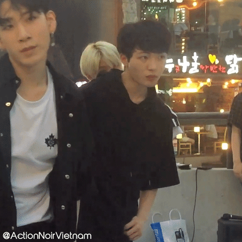 noir ryu hoyeon GIF