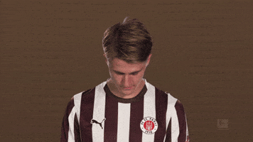 Look Up St Pauli GIF by Bundesliga