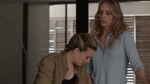 Stop Janet GIF by Un si grand soleil