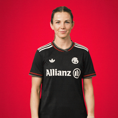 Football Soccer GIF by FC Bayern Women