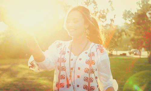 demi lovato dance GIF