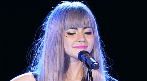 perform electra heart GIF