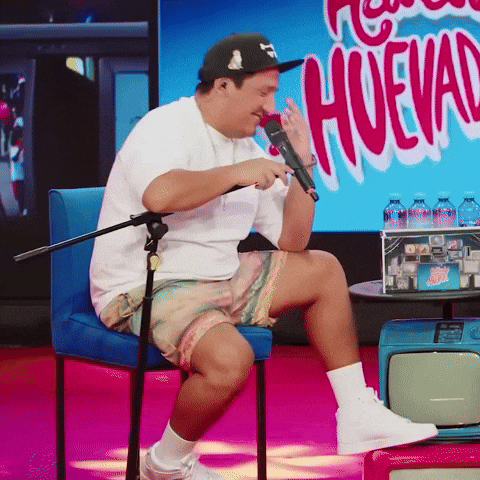 Luna Jorge GIF by No Hay Sin Suerte