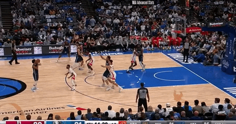 Luke_Askew_Hoops giphygifgrabber mavs reggie GIF