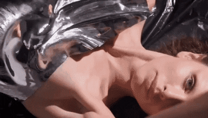 34203583f39146589b9207f9ac8ceb98 giphygifmaker giphygifmakermobile julia fox GIF