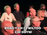 carwpiws cymraeg s4c teledu carw piws GIF